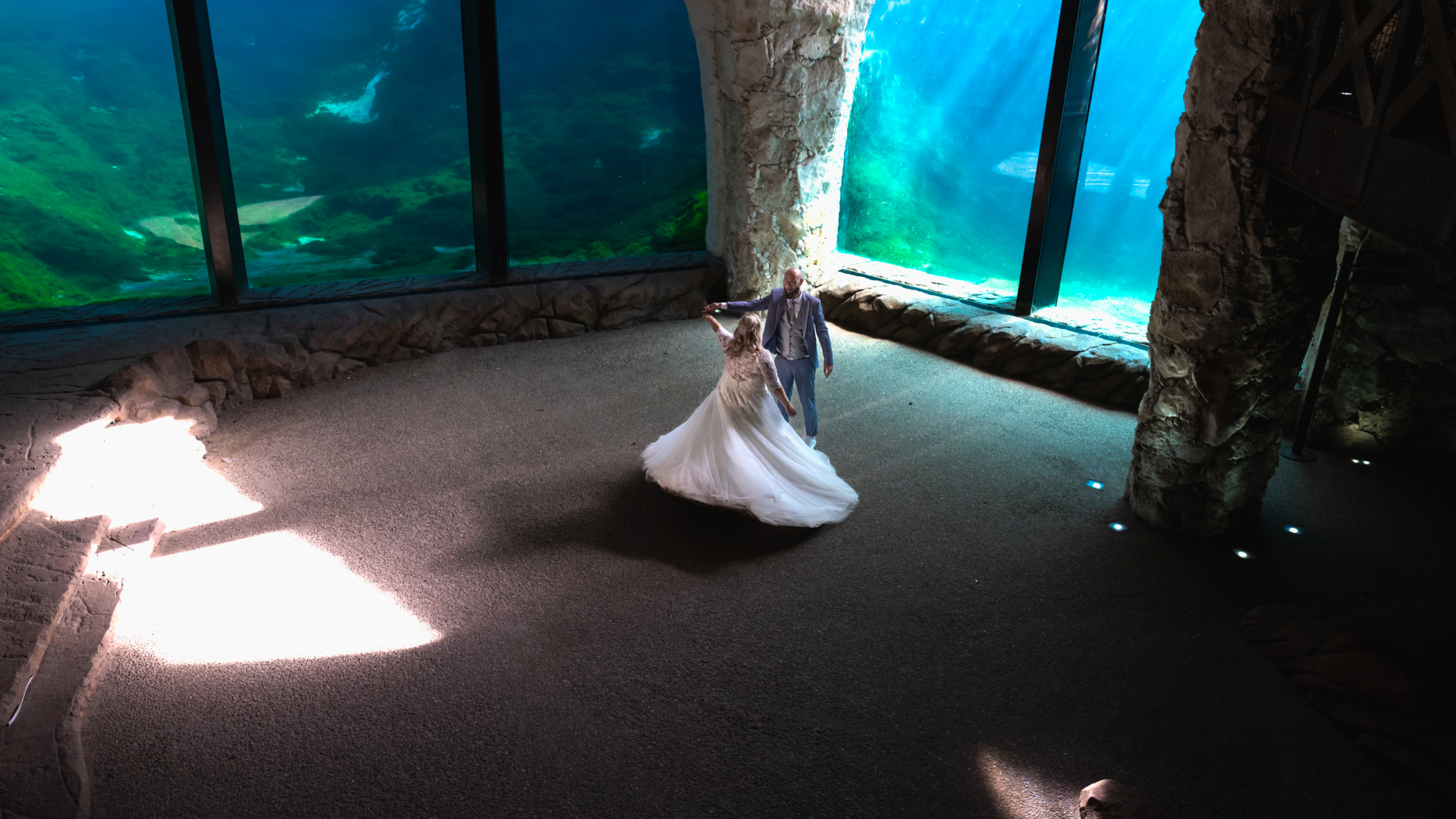 mariage - robe de mariée - pairi daiza - danse - couple - séance couple - day after 